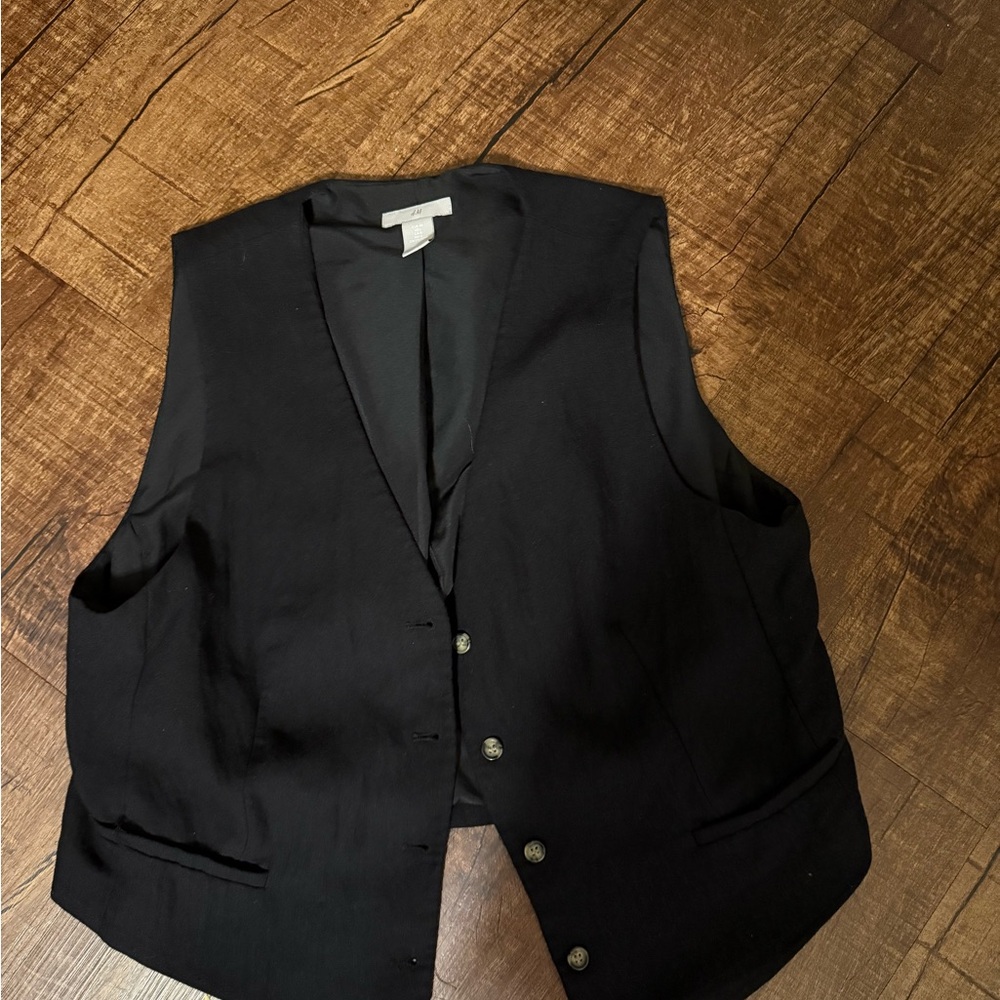 H&M Black Button Down Vest